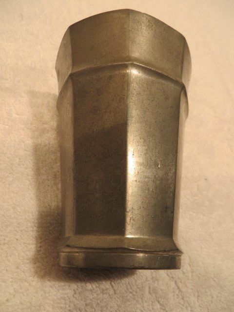 Tazze: Zinnbecher 8-Kannt – Usato da Laupen ZH venduto da Mcafi02 2