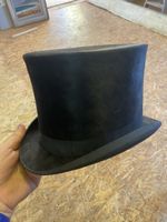 Chapeaux 