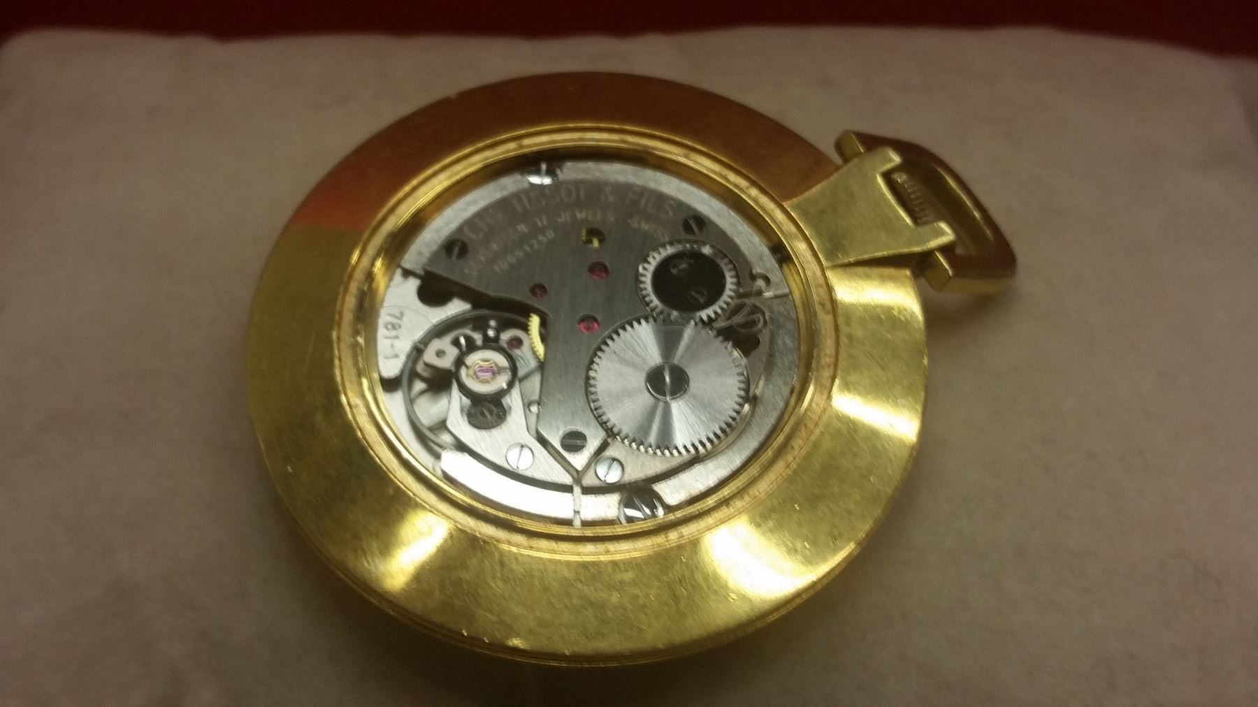 Tissot Montres: Schöne Tissot Uhr – D'occasion à Adliswil par prince65 7