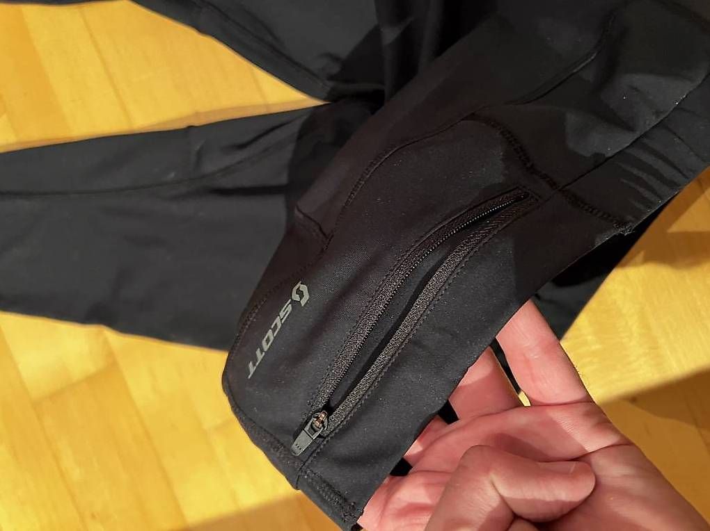 Scott Pantaloni: Collant de running Taille L - neuf – Nuovo (secondo la descrizione) da Bulle venduto da CyclingSwiss