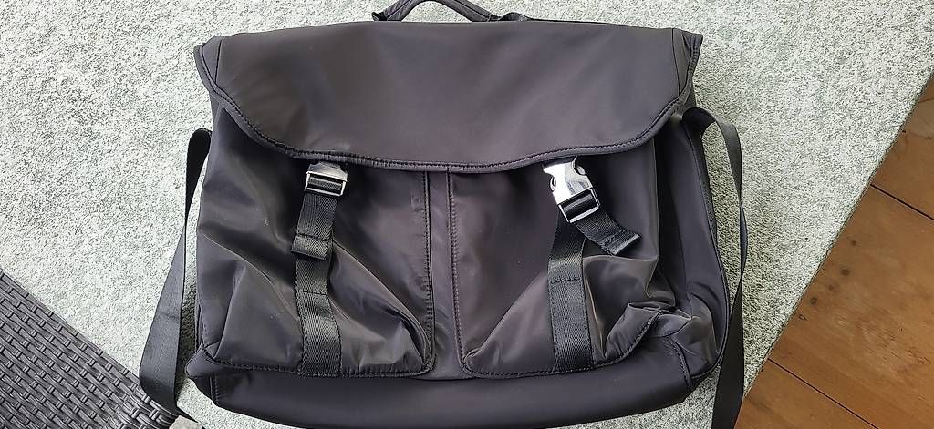 Valigie & Borse: Aktentasche/Notebooktasche – Nuovo e nell'imballaggio originale da Wangen SZ venduto da daslohntsich