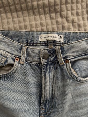 Damen Jeans Stradivarius hellblau Grösse 36 gebraucht