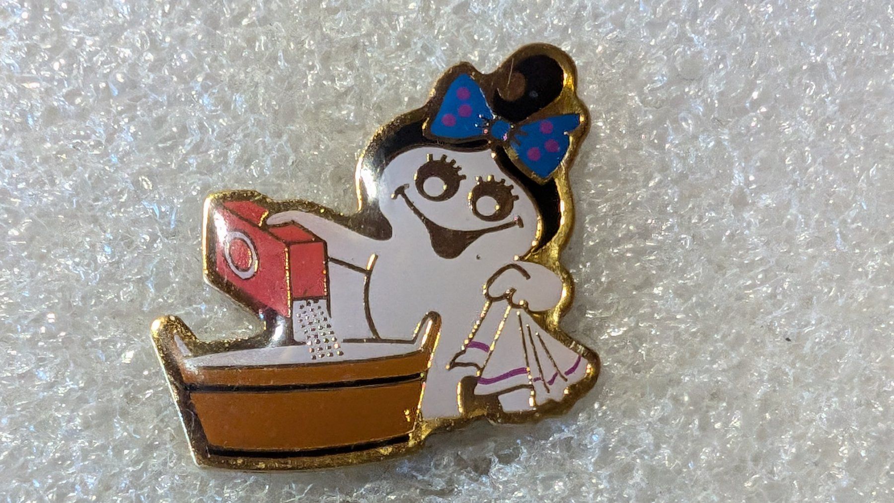 Placchette & Badge: Ansteckpin 220: Maga Bio – Usato da Oppligen venduto da Pin-Fall-Shop