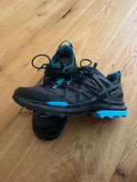 Chaussures légères randonnées, Gore Tex et Vibram, (neuves)
