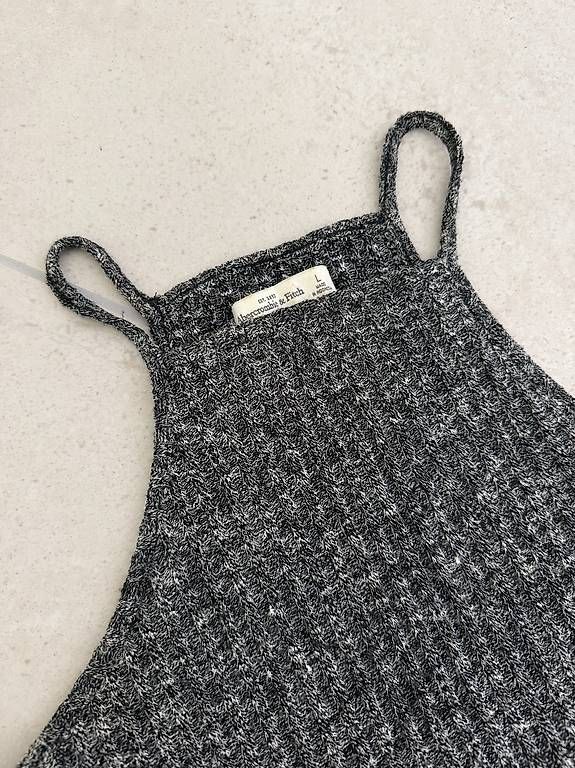 T-shirt: NEW Strickshirt Gr. L A&F – Usato da Merlischachen venduto da GlamGarb 3