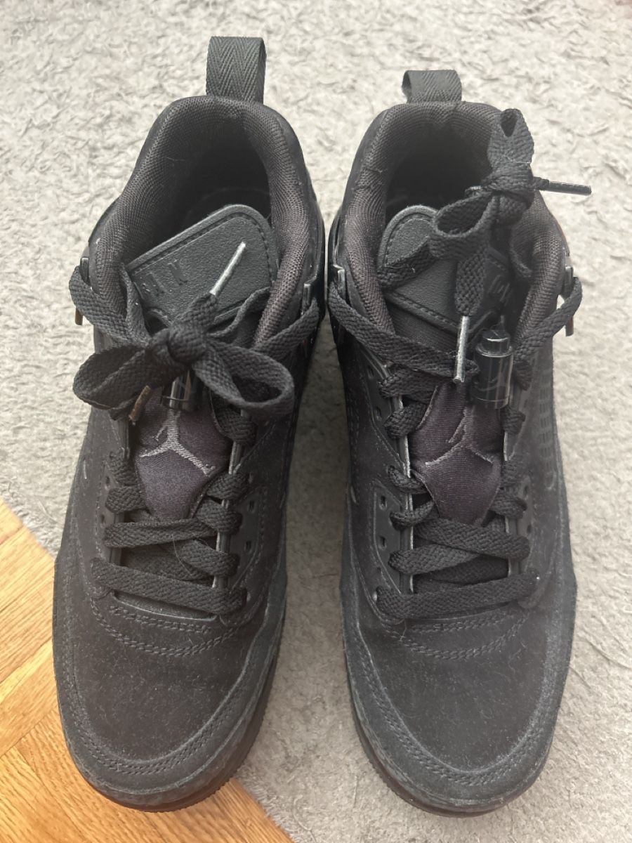 Jordan Herrenschuhe: Baskets Jordan noires taille 39 – Gebraucht aus NYON von odebast