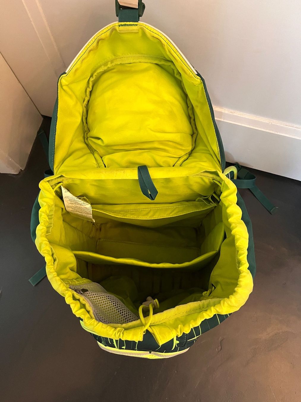 Ergobag Sacs & sacs à dos: Ergobag Schulrucksack und passender Sportbeutel – D'occasion à Langendorf par Wubri 3