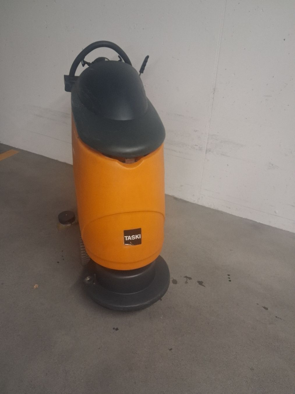Tutte le macchine: scheuersaugmaschine  taski 750 – Usato da Wohlen AG venduto da ang_xy8w 1