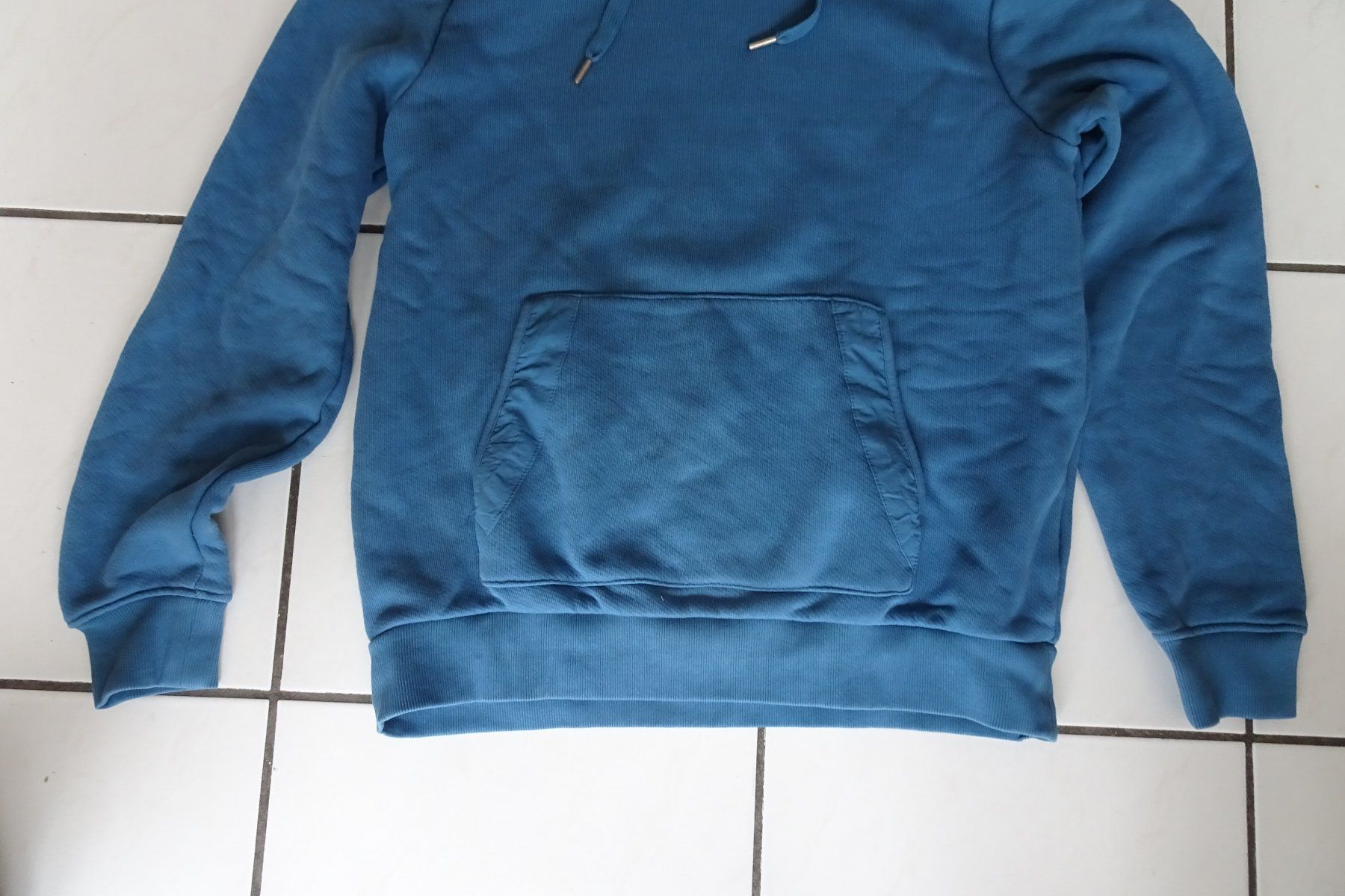 C&A Maglioni & Felpe: Pullover mit Kapuze Gr. M – Usato da Strengelbach venduto da schmetterling20 1