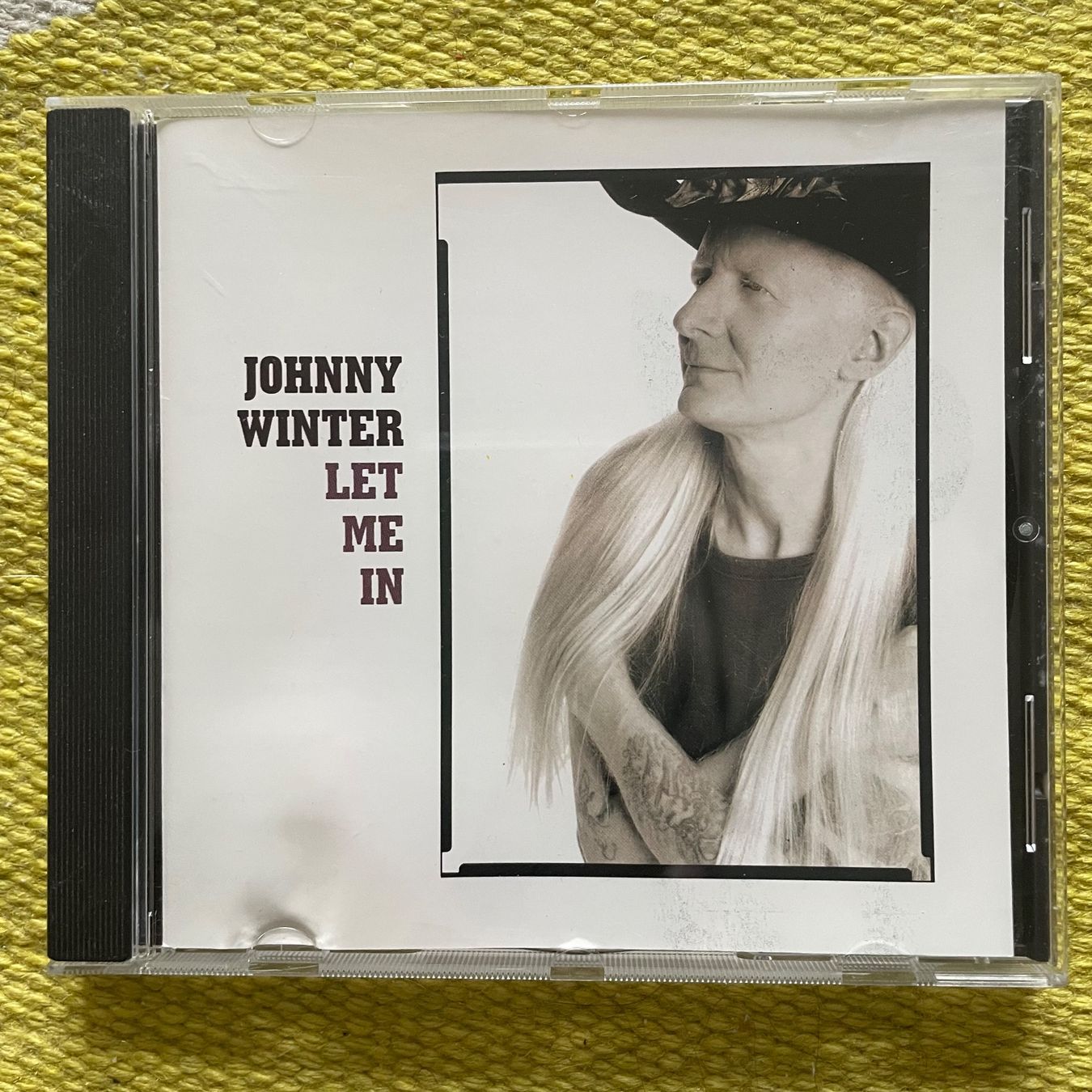 CD: JOHNNY WINTER-LET ME IN – Usato da Rorschacherberg venduto da CD-Roli