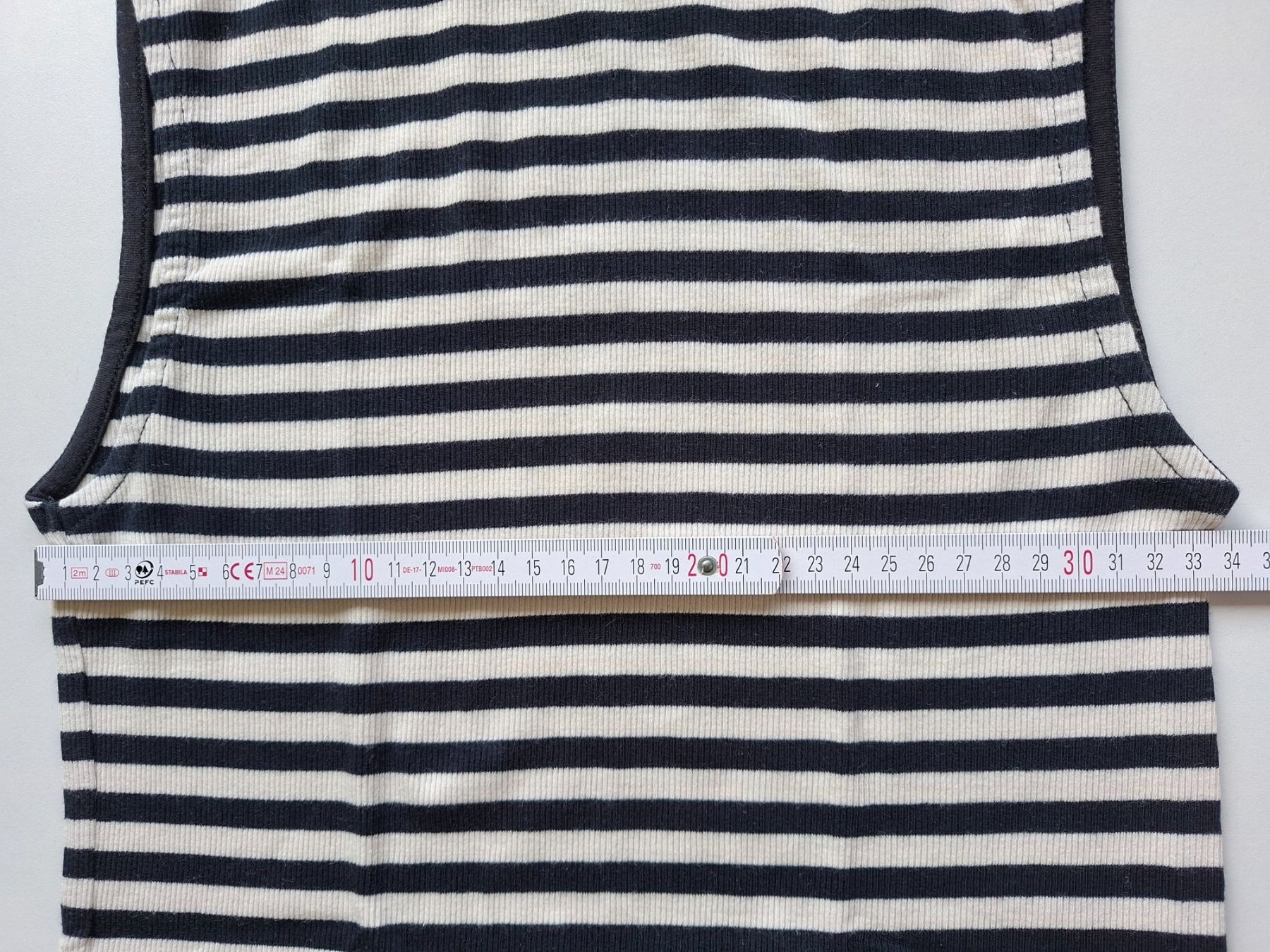 Top: Gestreiftes Oberteil, Knowledge Cotton Apparel Grösse M – Nuovo (secondo la descrizione) da Aarau venduto da Handsup0 1