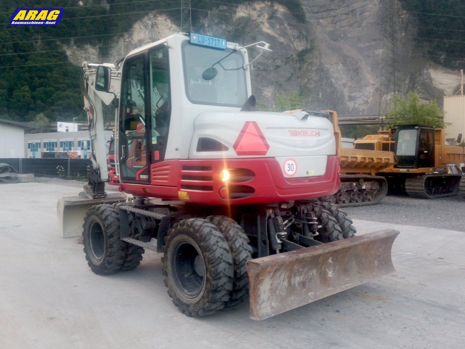 Takeuchi Escavatori: Takeuchi TB295W Mobilbagger / Pneubagger – Usato da Hasle LU venduto da Arag08 4