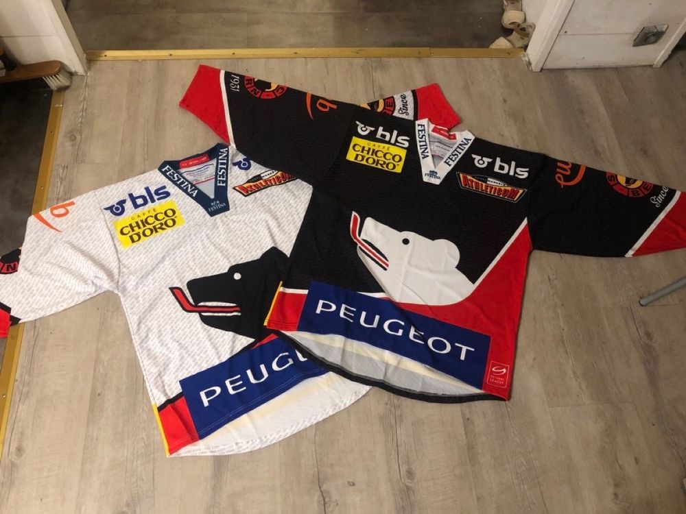 Maillot Vintage SC Berne Suisse Hockey 2000 Interhockey - Taille XL Avec Autographes - Occasion Bon état