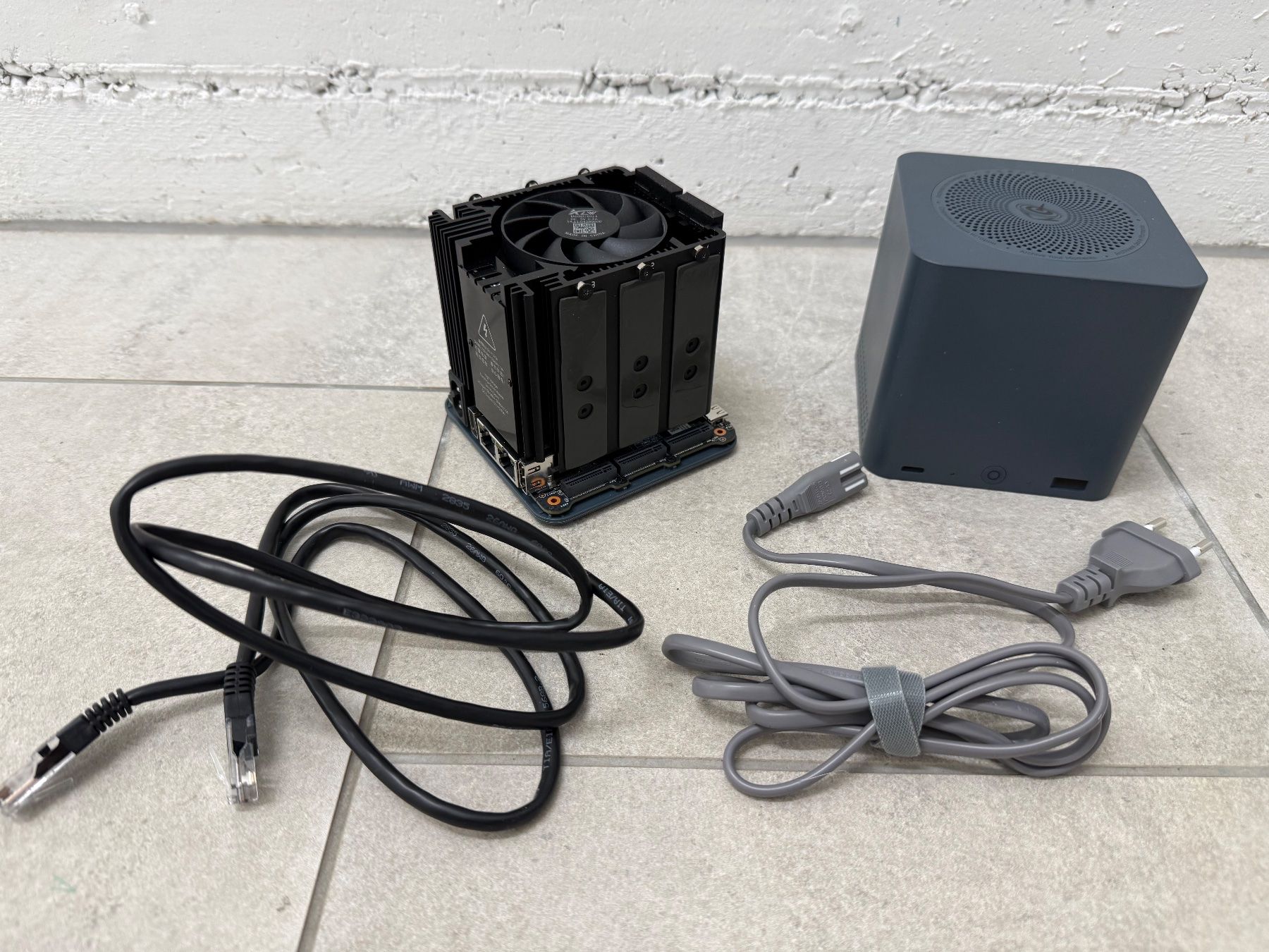 Beelink PCs: Beelink ME mini (Intel N150, 6x M.2 Slots) Barebone – D'occasion à Kirchlindach par Madd