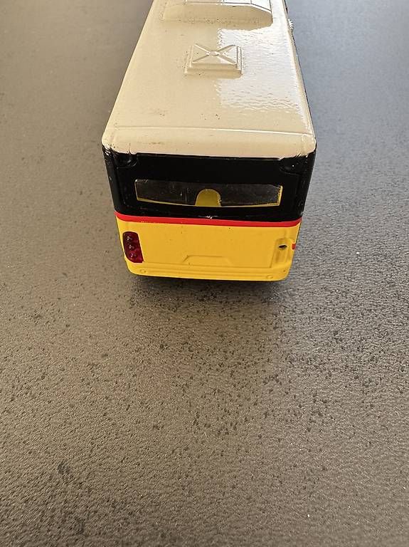 Spielzeuge: Postauto mit Rückziehfunktion – Gebraucht aus Chur von bb__5j2t 2