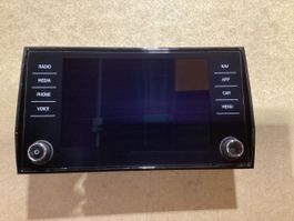 Bildschirm Navigation zu Skoda Karoq 2.0 TSI 4x4