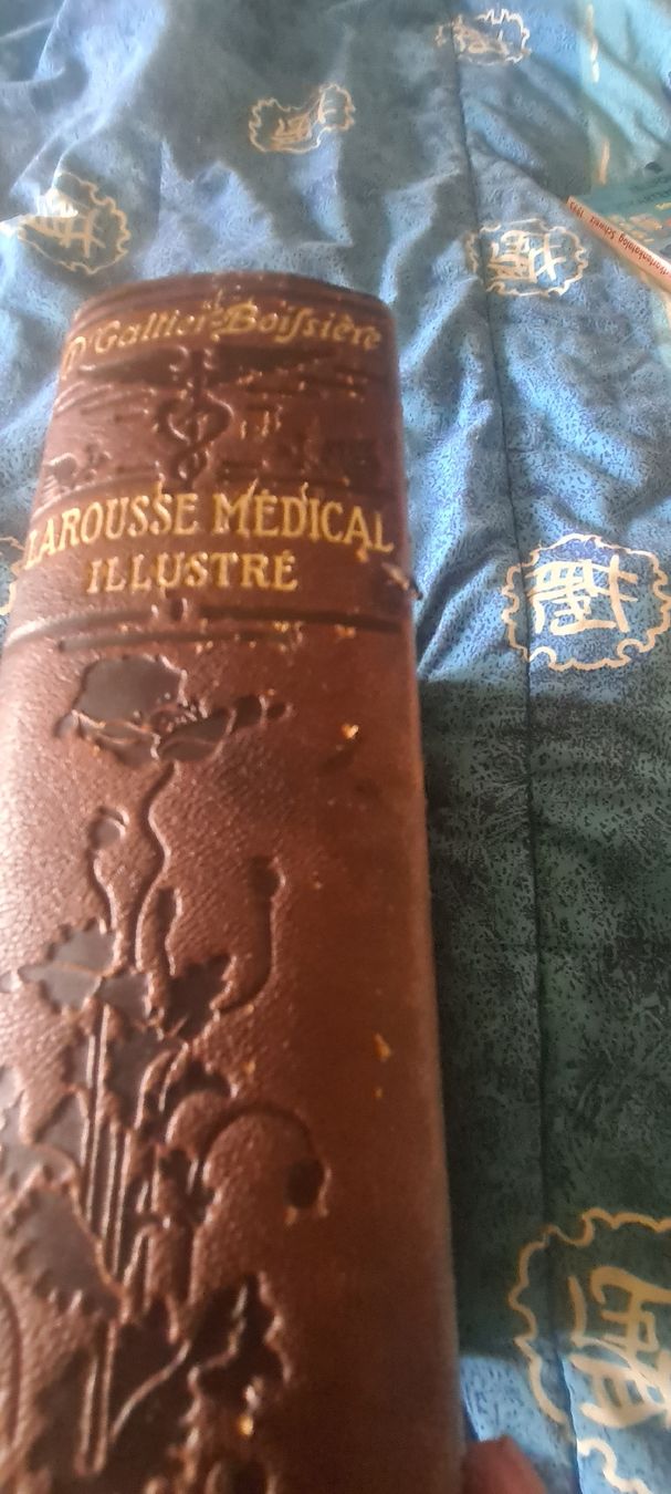 Libri: Buch Larousse médicale illustré – Usato da Bellerive VD venduto da Hermes5 3
