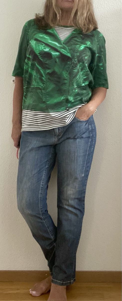 Marc Cain Lotti di vestiti: MARC CAIN Set Gr.40/42 :Jeans, T-Shirt, Strickpulli – Usato da Affoltern am Albis venduto da Elenaki67 4