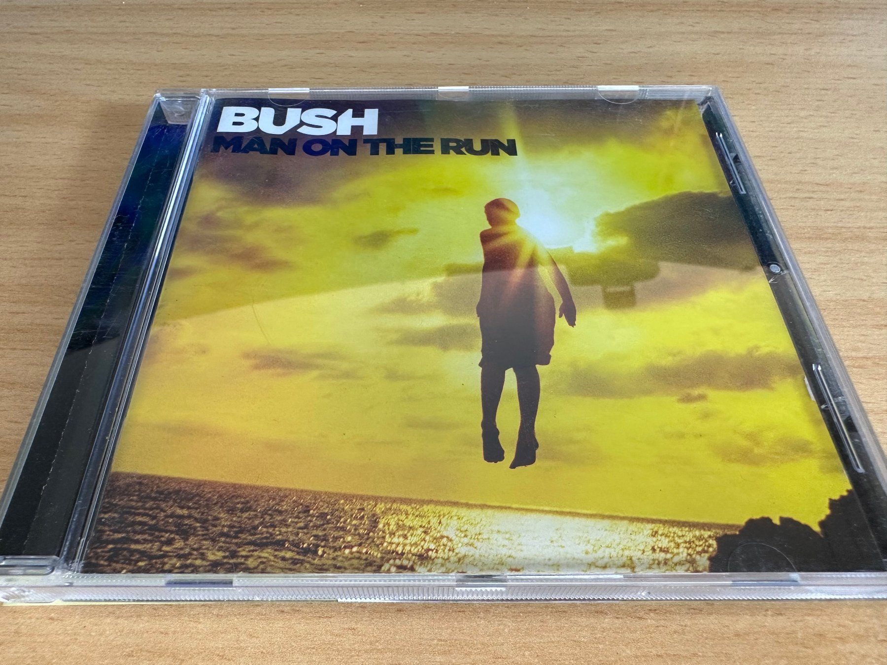 CD: Bush – Man On The Run – Usato da Rikon im Tösstal venduto da Alpenmutz