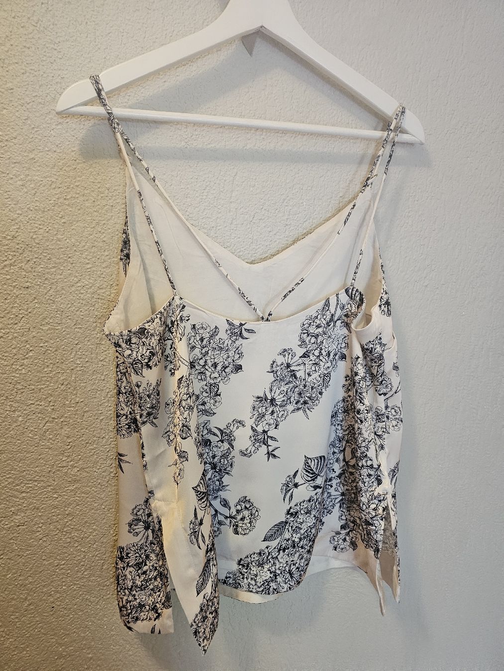 H&M Top: Sommerliches Satintop mit Blumenmuster, Grösse M – Usato da Bern venduto da Oscarella 4