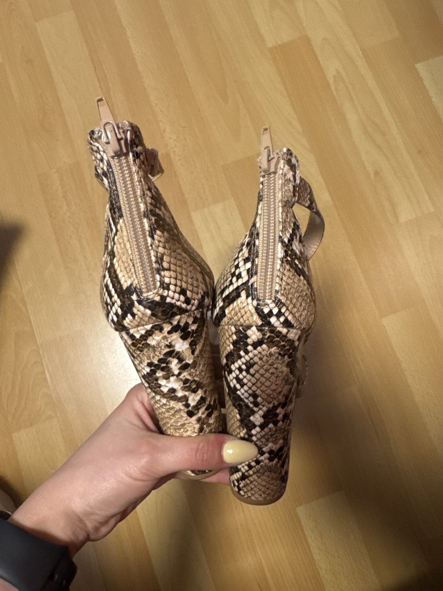 Scarpe da donna: Sandaletten Heels Gr.38 – Nuovo (secondo la descrizione) da Dübendorf venduto da RPU97 3