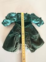 Puppenkleider, Rock, Kleid, grüner Samt, Viskose + Spitze