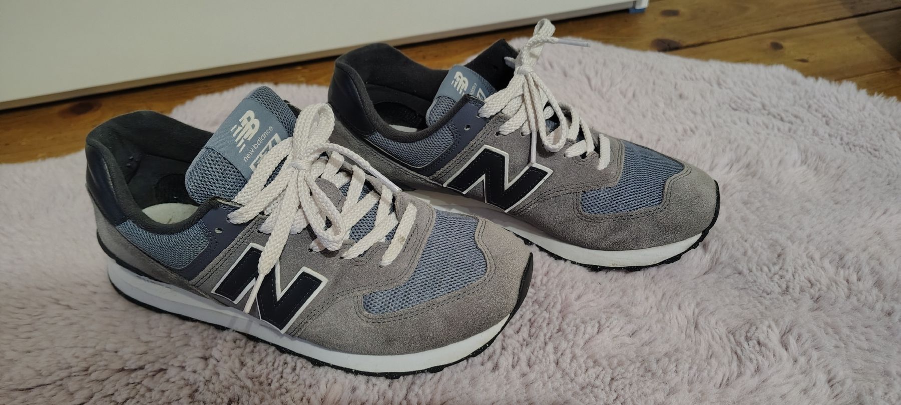 Chaussures hommes: new balance Schuhe  – D'occasion à Zwingen par mom_9krn