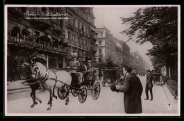 Berlin, Kronprinzessin Cecilie bei Kutsc