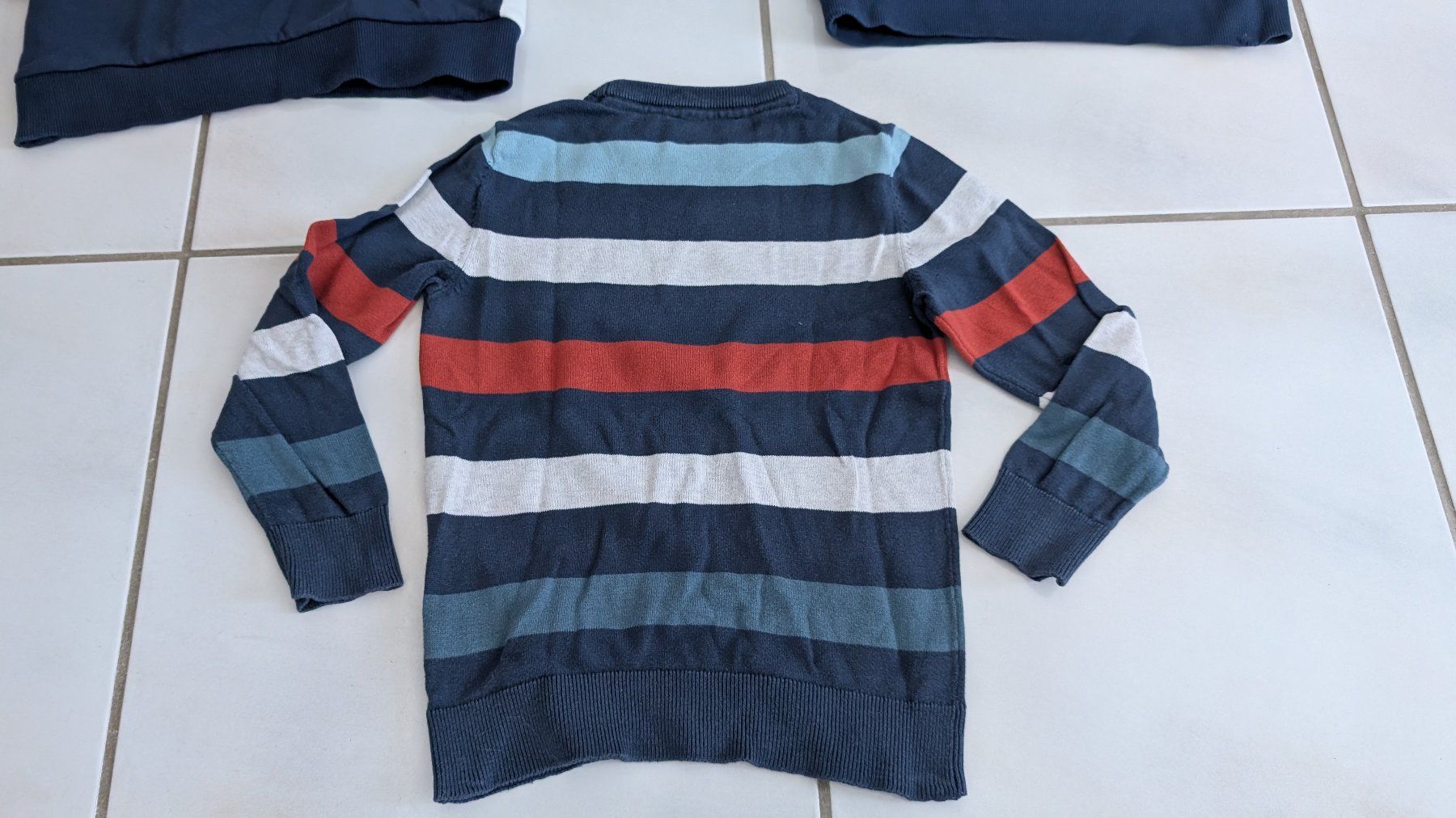 Kleiderpakete & -sets: Kleiderpaket Pullover - Grösse 122 – Gebraucht aus Oberwil-Lieli von meipa3000 8