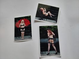3 Fotos von Burlesque-Tänzerinnen von 2009