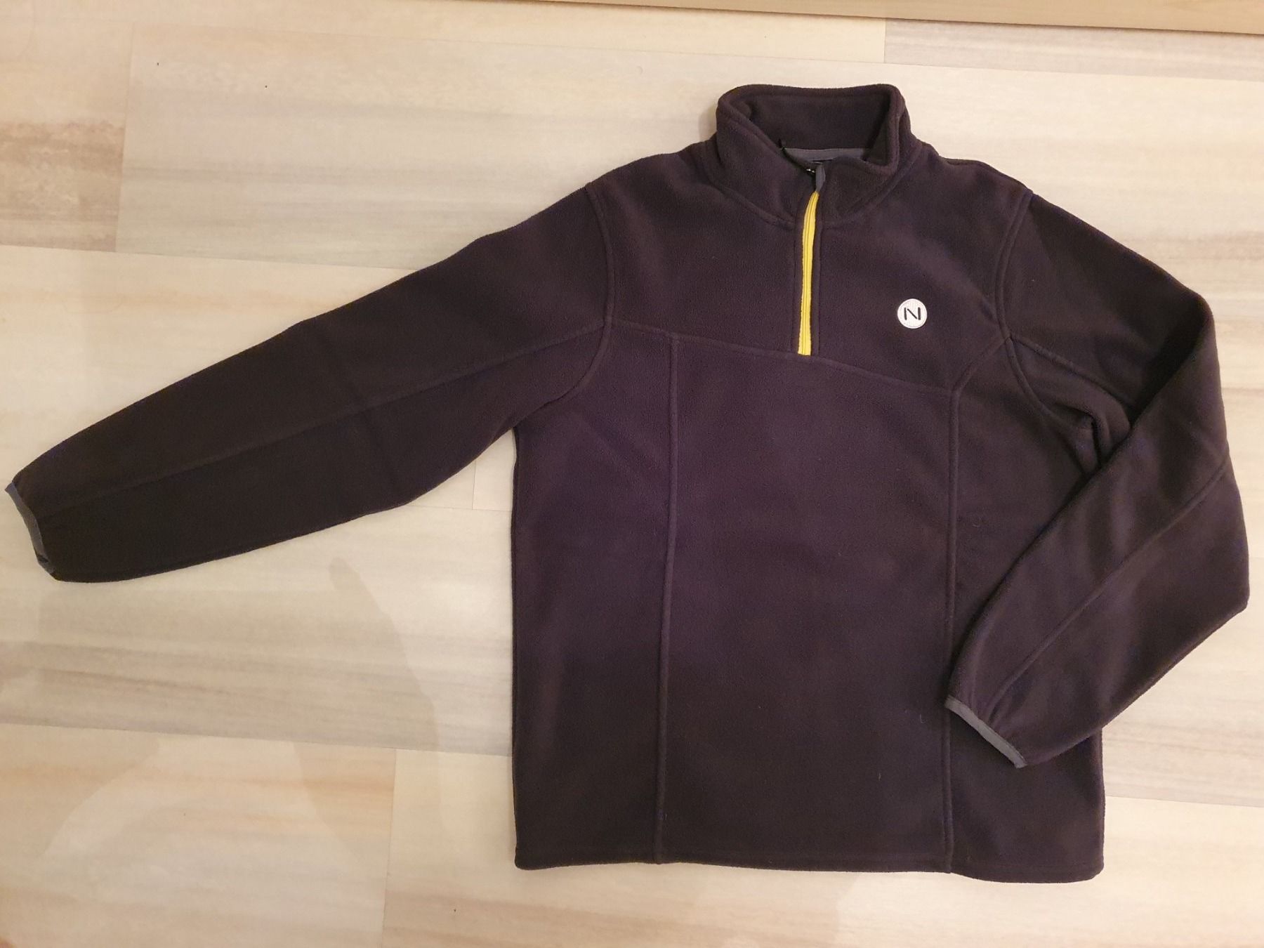 Maglioni & Felpe: Schwarzer Fleecepullover Grösse S – Usato da Weiningen ZH venduto da jet_qh2c 1