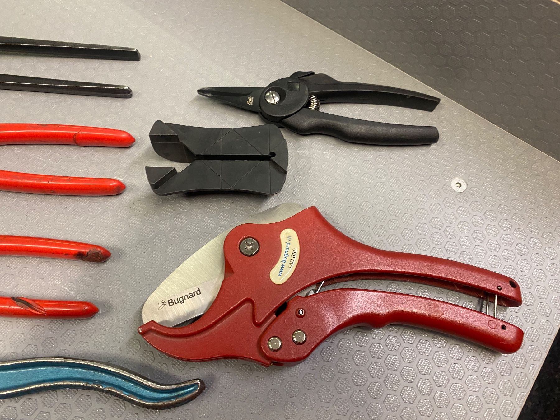 Tous les outils: Posten Zangen – D'occasion à Wabern par HK-Design 3