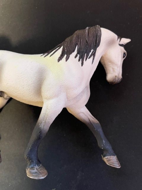 Schleich Figuren: Pferd von Schleich - Höhe 10.5 cm – Gebraucht aus Zürich von LodgE-21 2
