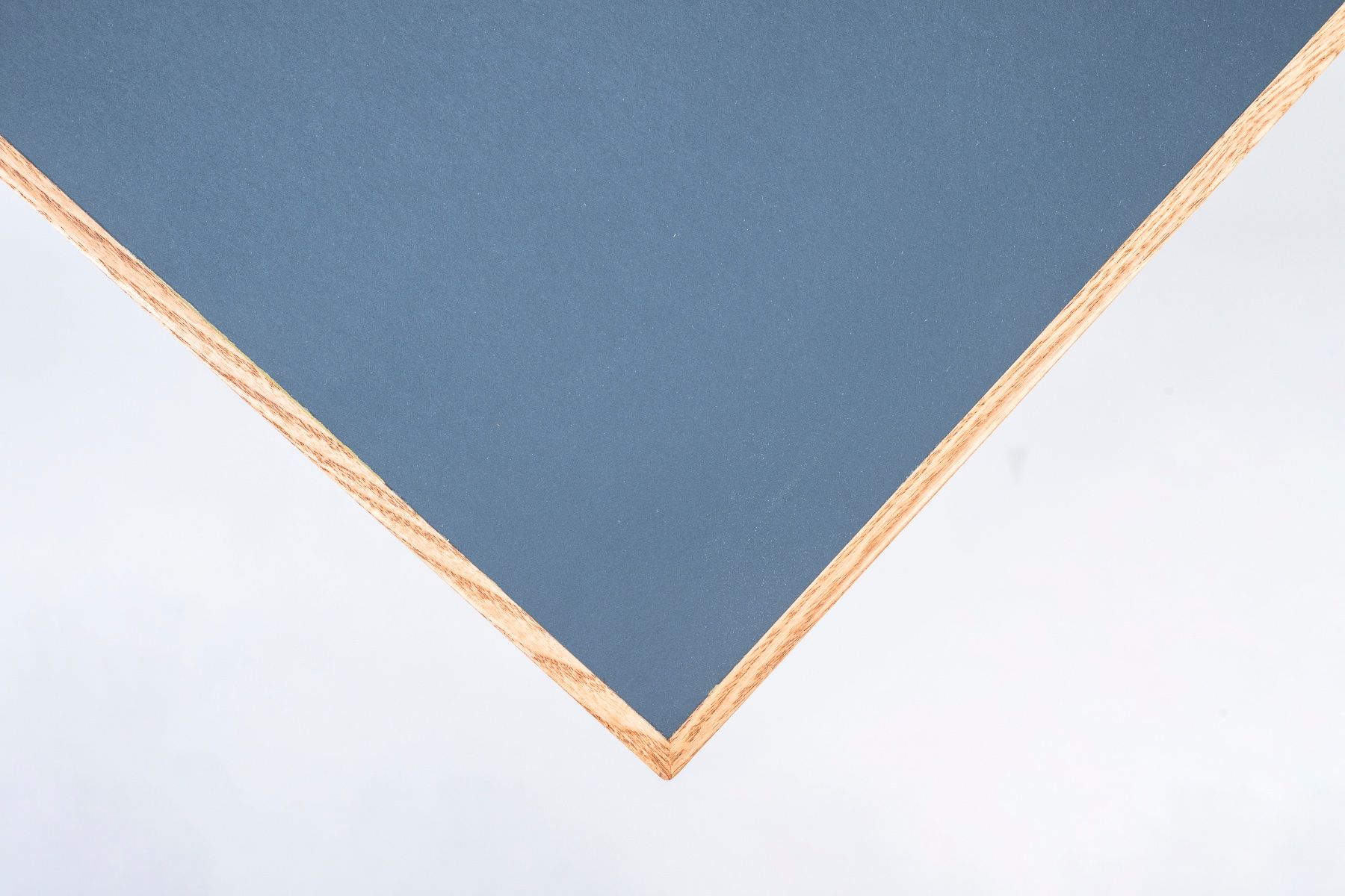 Tische: Linoleum Tisch – Gebraucht aus Beringen von 8222Beringen 3