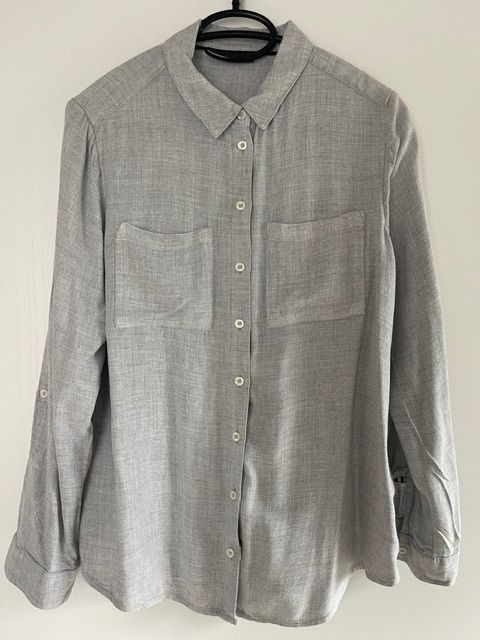 Chemisiers: Street One Bluse grau Gr. 36 – D'occasion à Aesch ZH par niro007