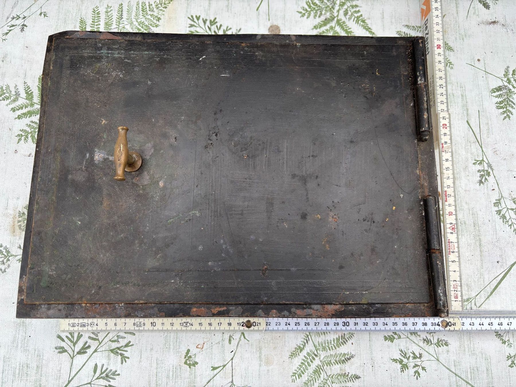 Altri mobili d'antiquariato: Kachelofentürchen, antik – Usato da Niederurnen venduto da Guste
