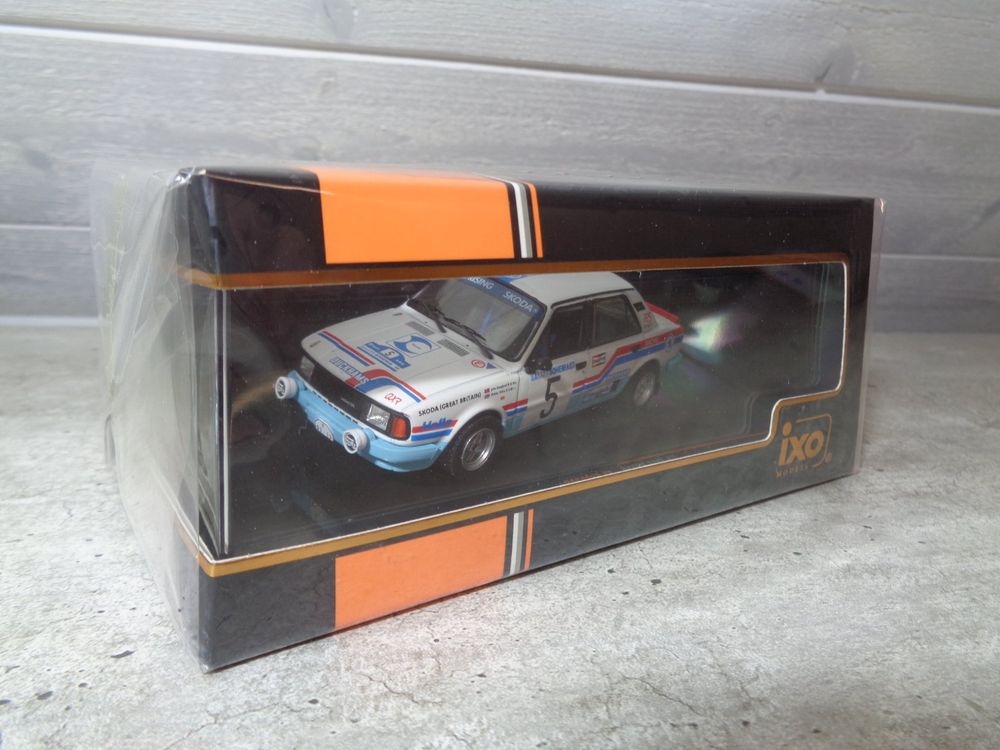 Ixo 1:43 Classic Car Rallye Skoda 130L 1988 (Neu und originalverpackt ...