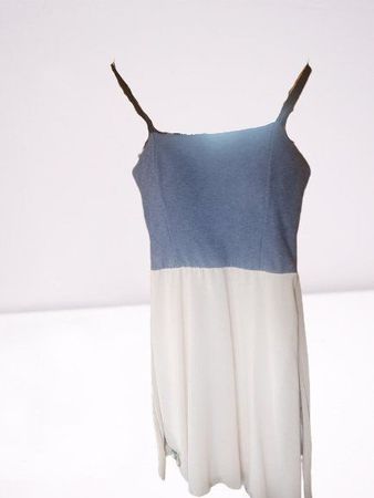 NEUES Sommerkleid mit Brust Cups Gr. XS - 220617