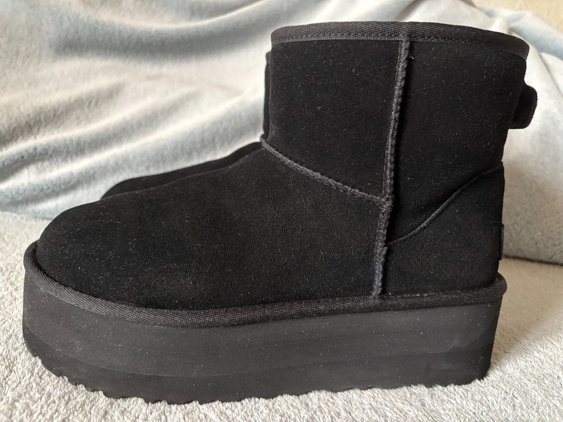 Ugg Damenschuhe: UGG Platform Boots, Gr. 39, sehr schick – Gebraucht aus Birmenstorf AG von tritonius 2
