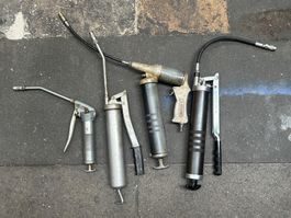 Posten Druckluft Fettpresse und 3 Fettpressen
