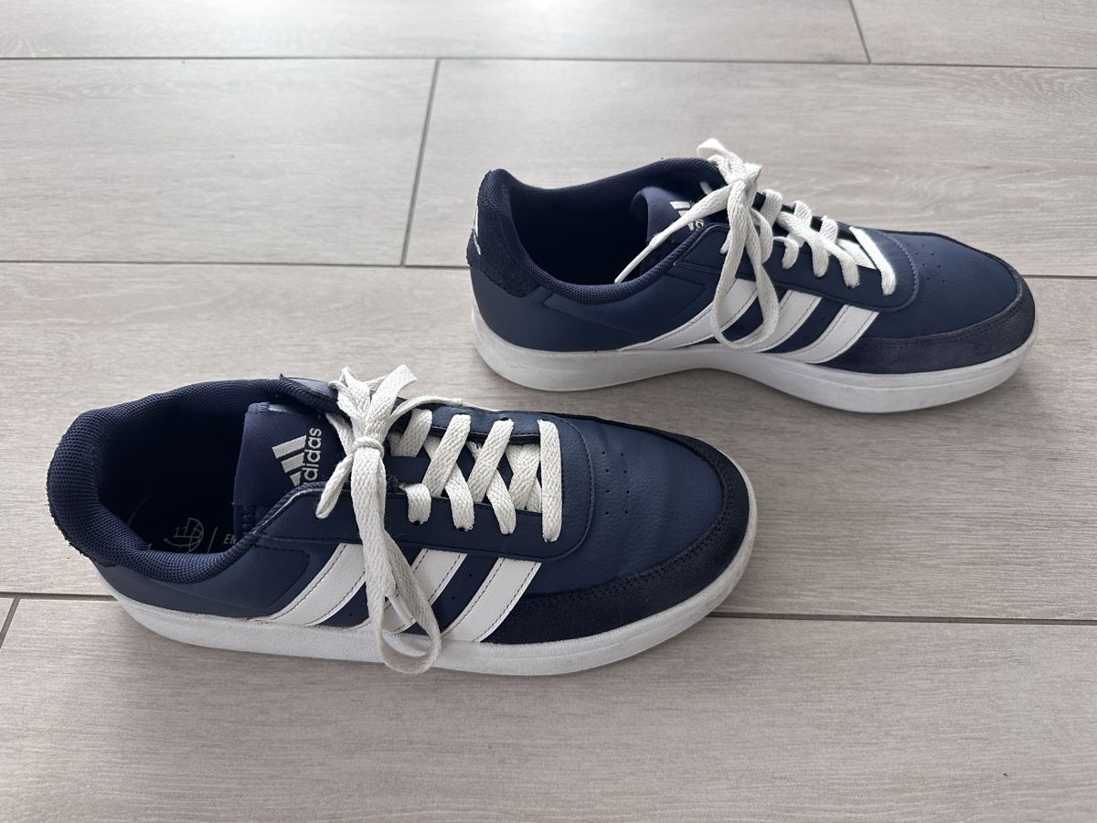 Adidas Herrenschuhe: Baskets bleues Adidas, 42 – Gebraucht aus Promasens von Toblerone83 2