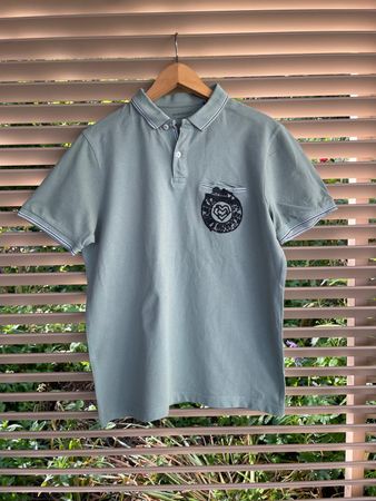 Schulkunstprojekt: Bedrucktes Vintage Männer Polo