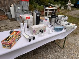 Verschiedene Haushaltsgeräte (105)