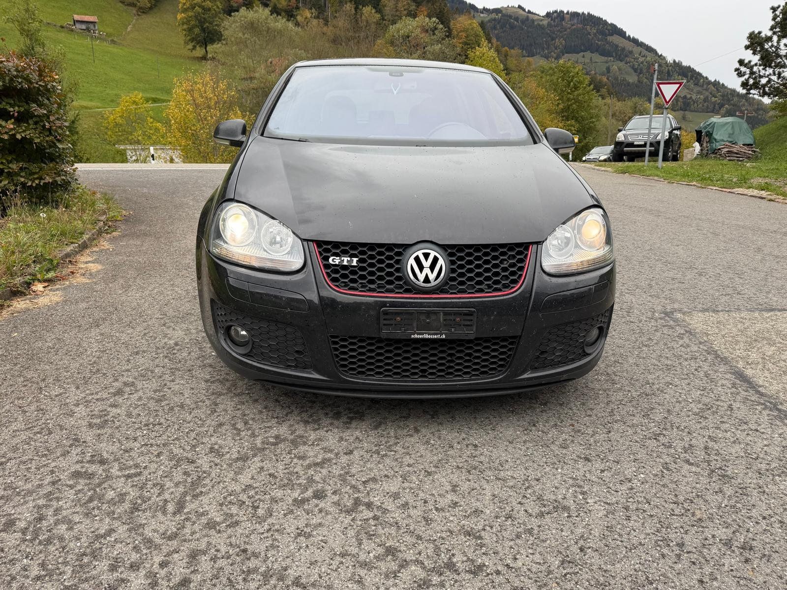 VW Automobili: VW Golf 5 GTi – Usato da Flühli LU venduto da Overland_Motors 2