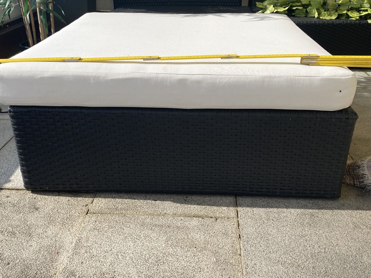Sgabelli: Gartenlounge 2 Hocker / 1 Glastisch – Nuovo (secondo la descrizione) da Wettswil venduto da ramba