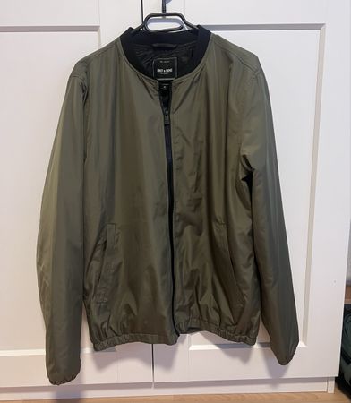 Leichte Jacke Gr. M