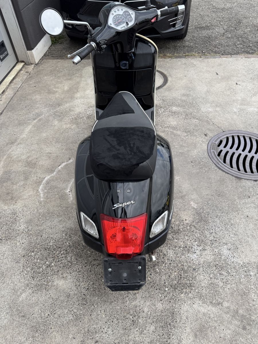 Vespa Scooter: Vespa Gts 125 ccm – Usato da Tägerwilen venduto da dri_s69q 2