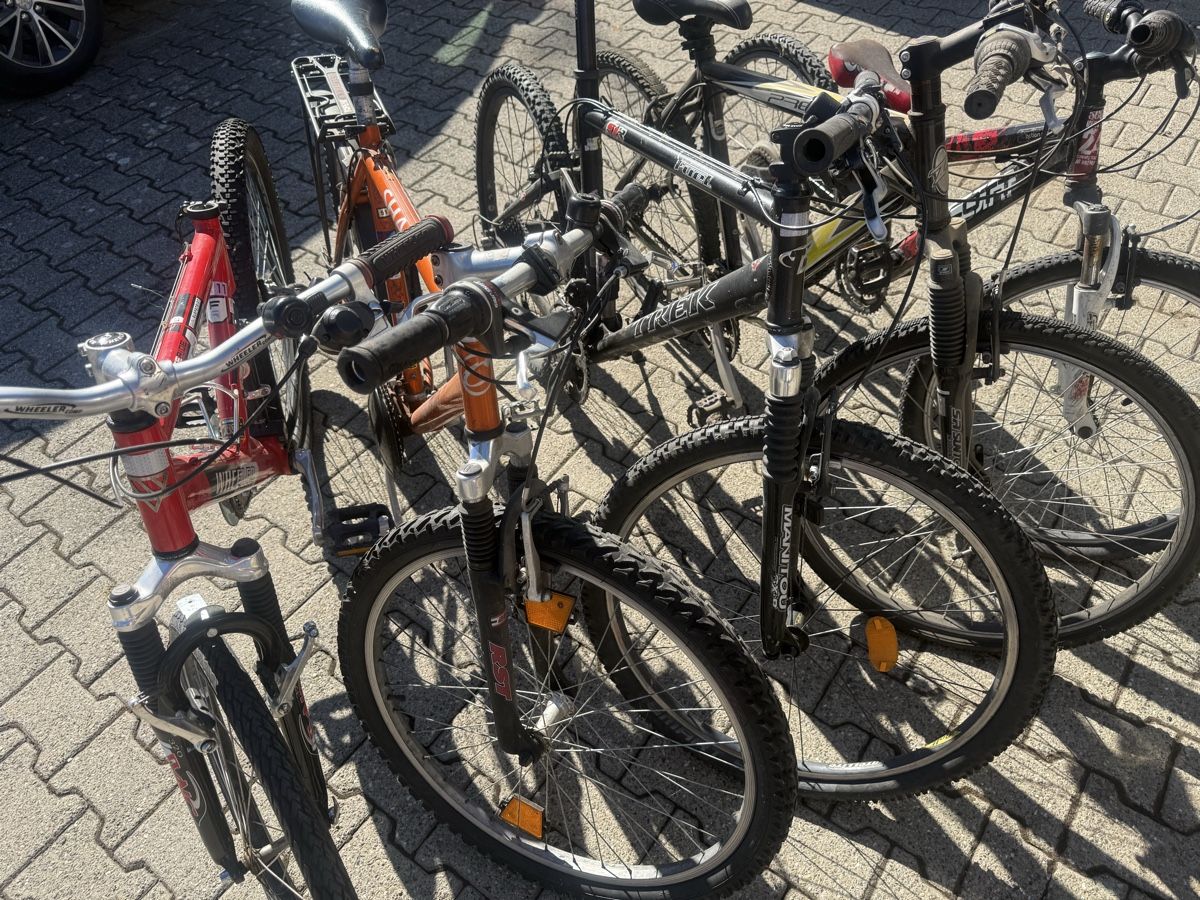 Vélos: Bahnhof Velos – Défectueux à Horriwil par Carrera68 1