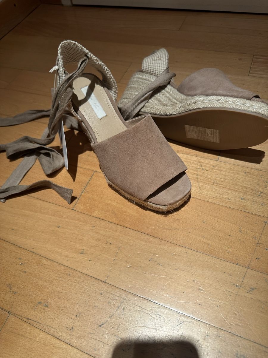 H&M Scarpe da donna: Keilabsatz-Schuhe – Nuovo (secondo la descrizione) da Ittigen venduto da luna_91 2