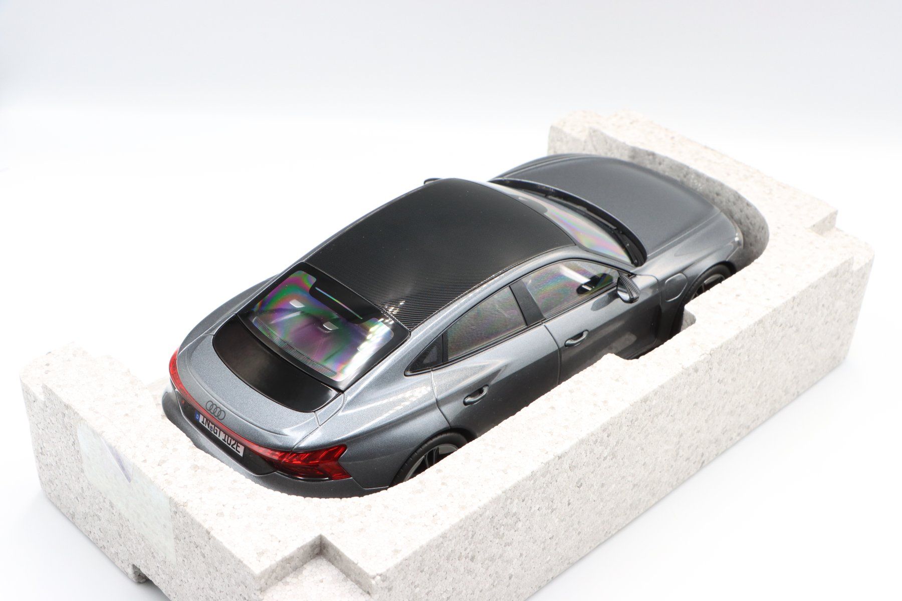 Audi Modellautos: Audi RS E-Tron GT 2021 1:18 Norev – Neu und originalverpackt aus Bühl b.Aarberg von modelldiecast 6